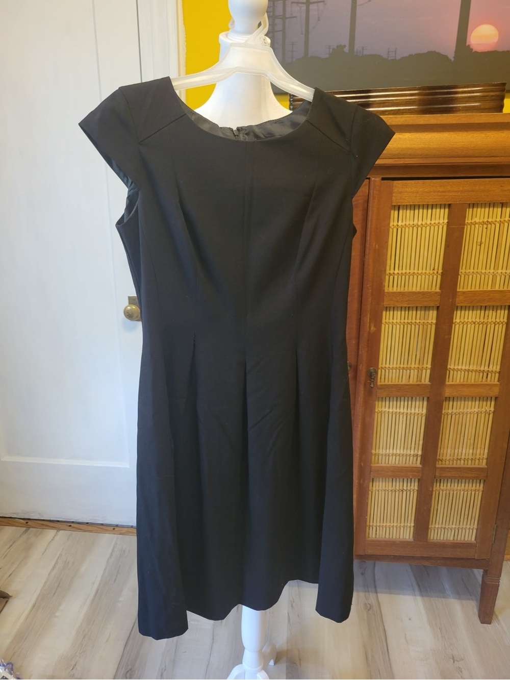 Roz & Ali Black Cap-Sleeve Fit-and-Flare Midi Dress